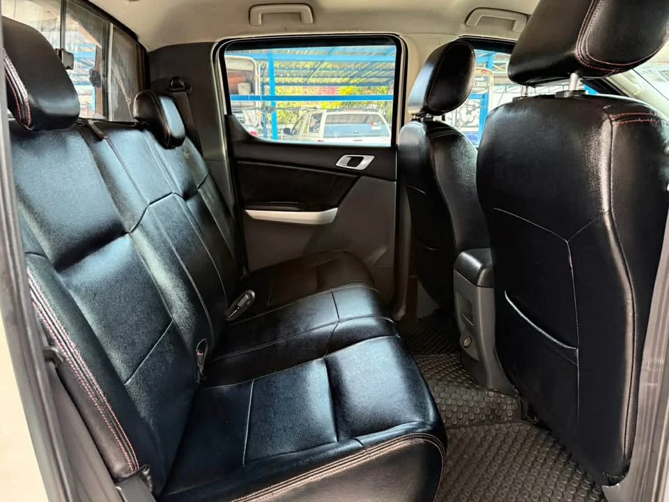 2013 Mazda BT-Series II 3