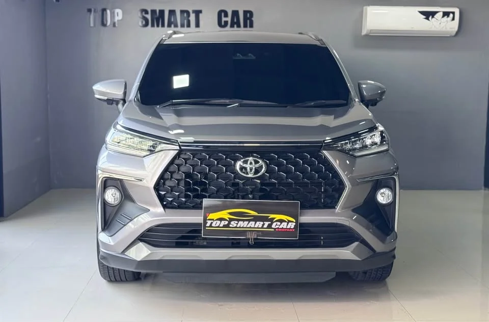 2023 Toyota Veloz III 2