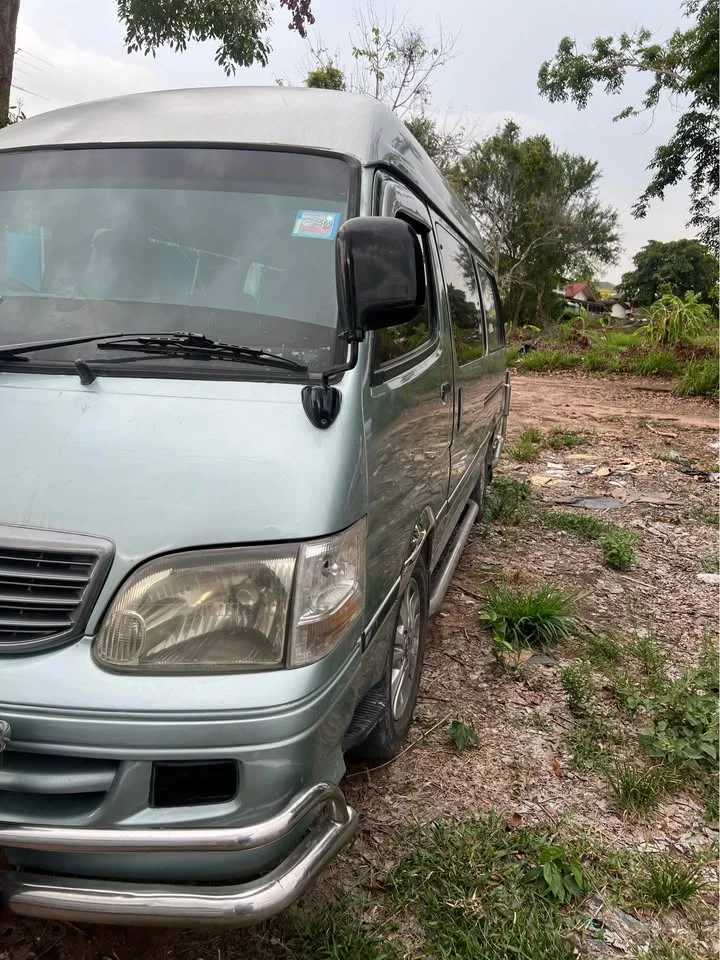 2000 Toyota Commuter IV (H100) 3