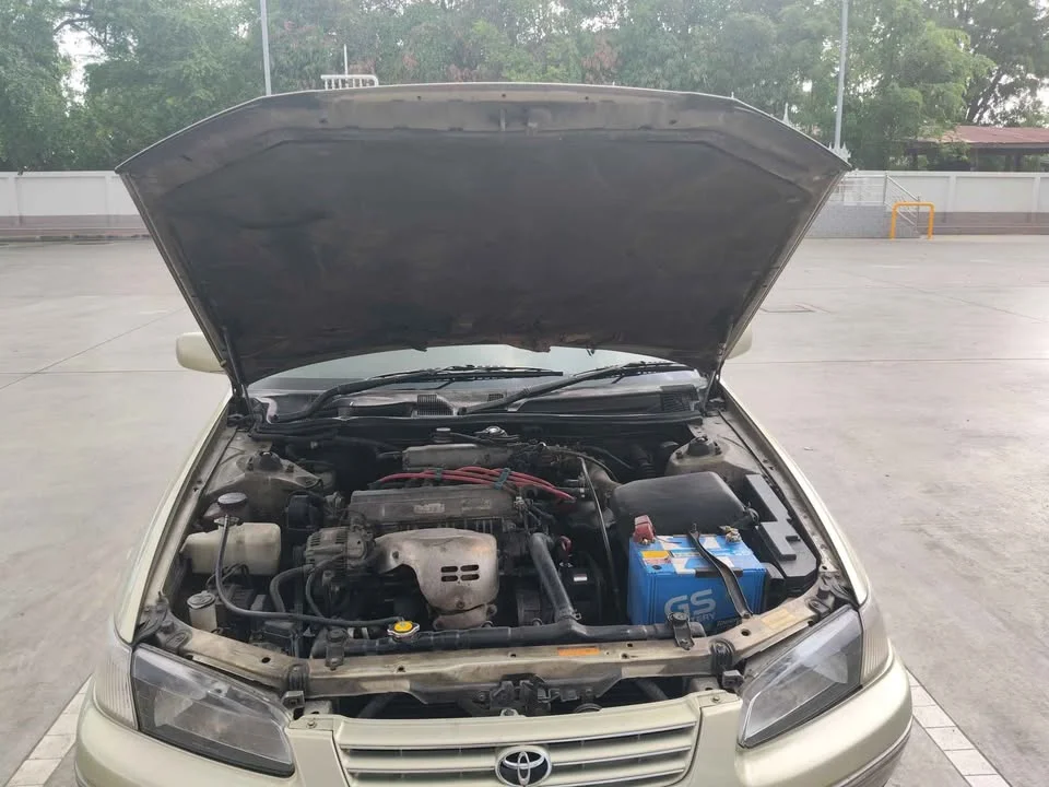 2000 Toyota Camry IV (XV20) 3