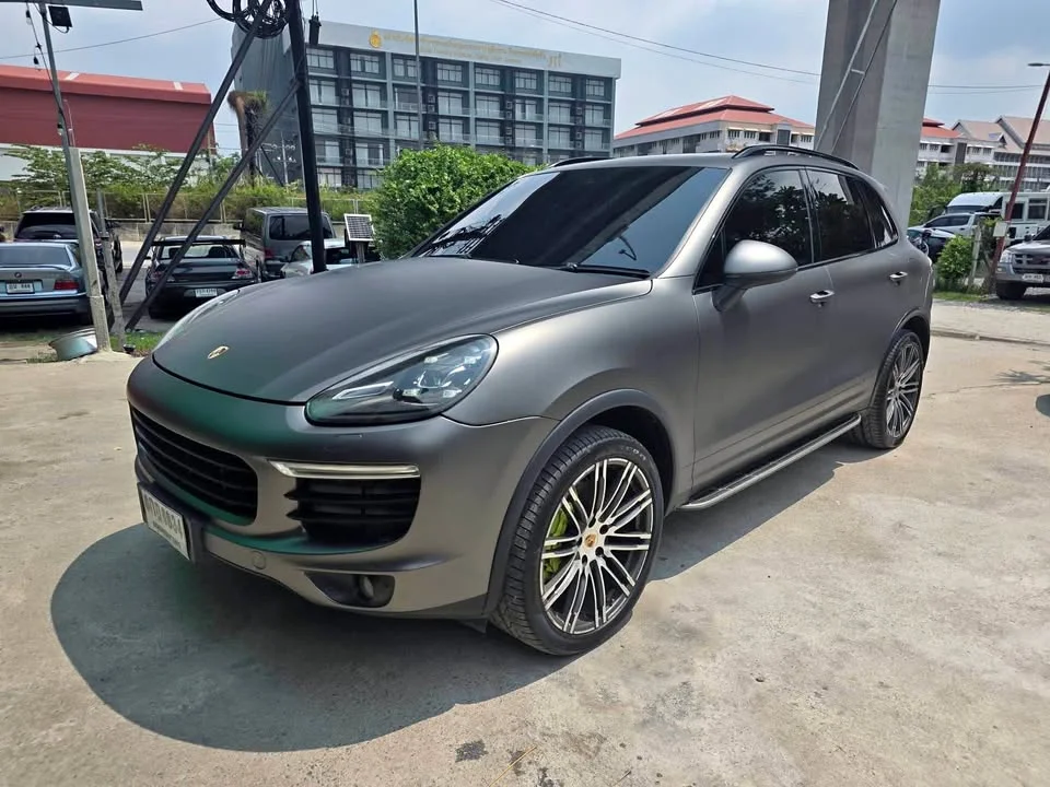 2015 Porsche Cayenne II 2