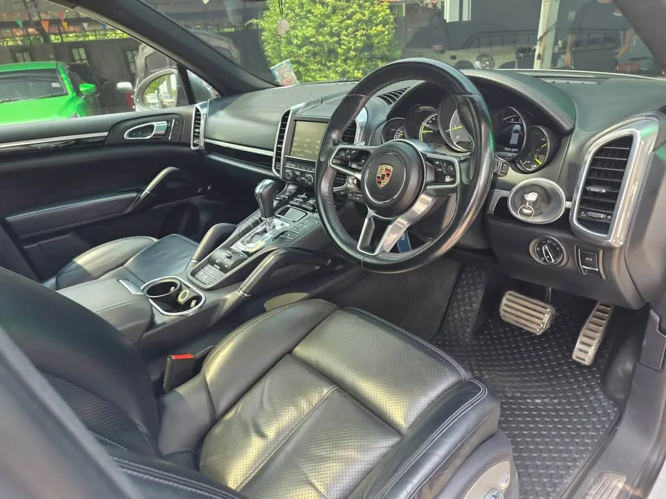 2015 Porsche Cayenne II 3
