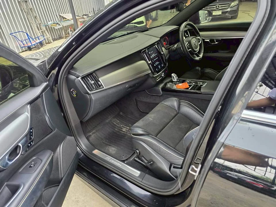 2019 Volvo S90 II 2