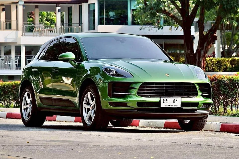 2020 Porsche Macan I 3