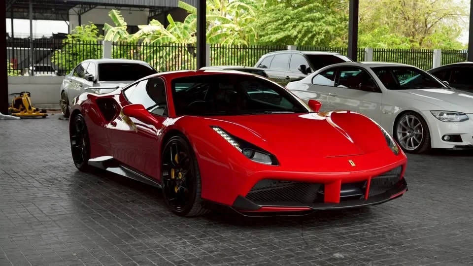 2016 Ferrari 488 3