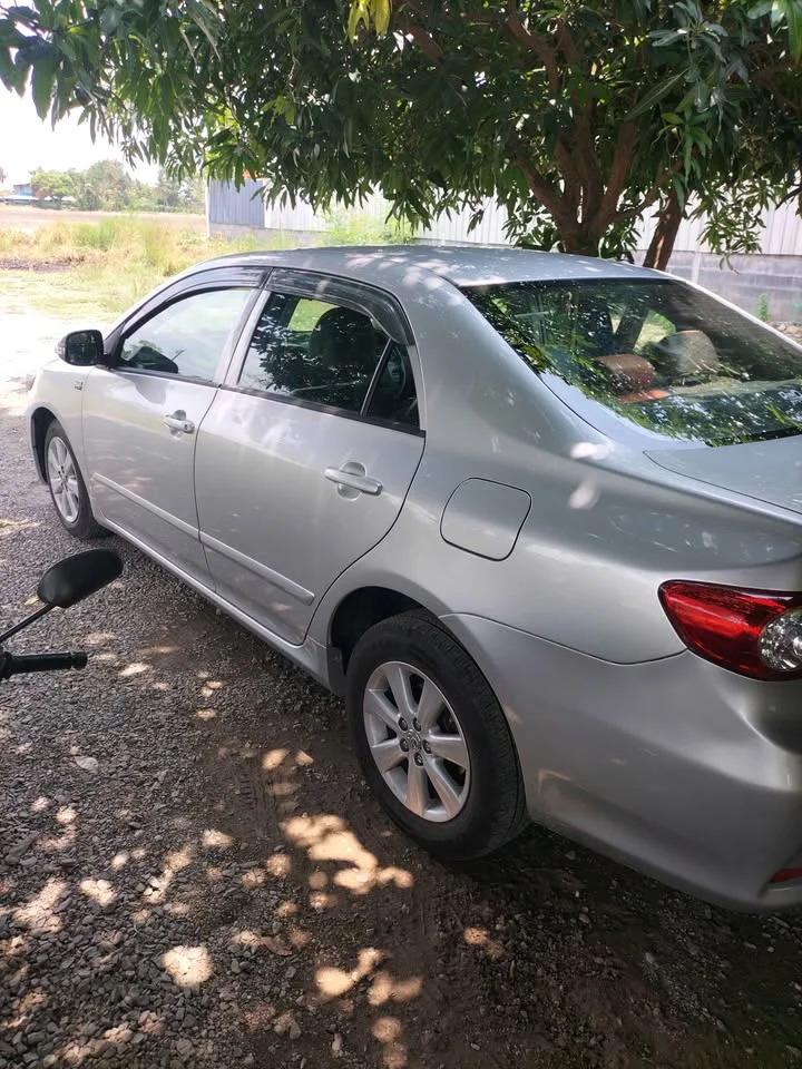 2013 Toyota Corolla Altis X (E140) 2