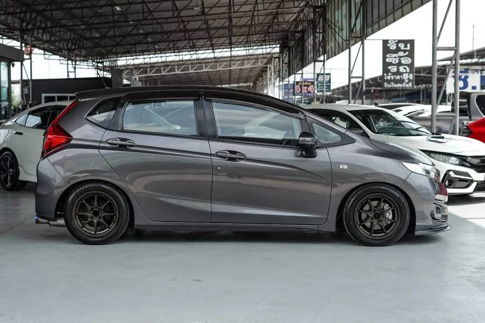 2020 Honda Jazz III 3