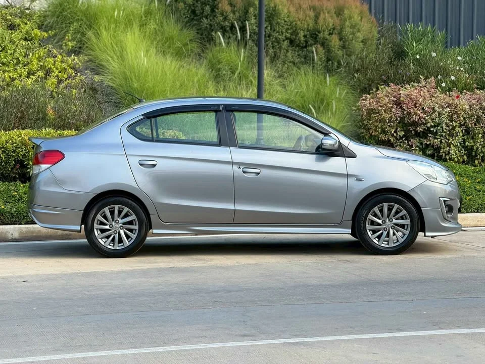 2015 Mitsubishi Attrage VI 3