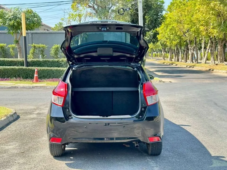 2015 Toyota Yaris III 3