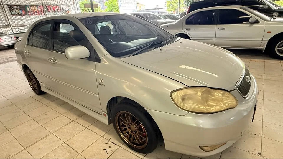 2002 Toyota Corolla Altis IX (E120) 2