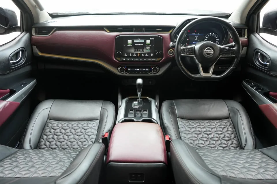 2022 Nissan Terra 3