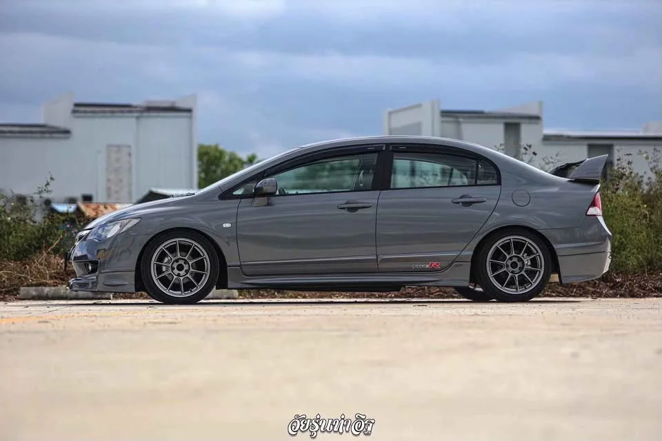 2011 Honda Civic VIII 2
