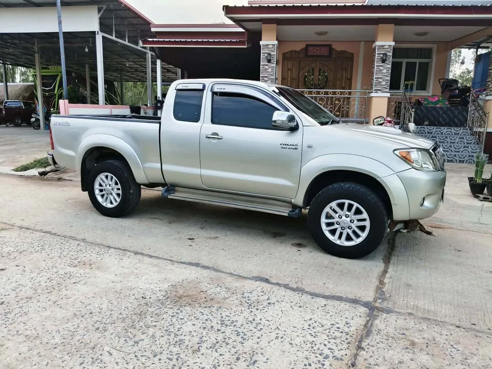 2007 Toyota Hilux VII 3