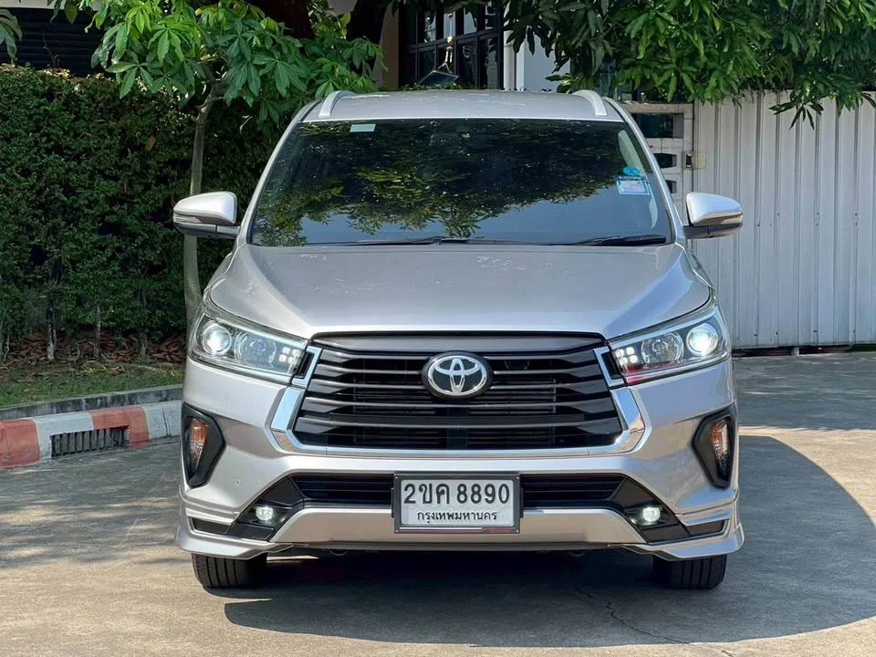 2021 Toyota Innova II 2