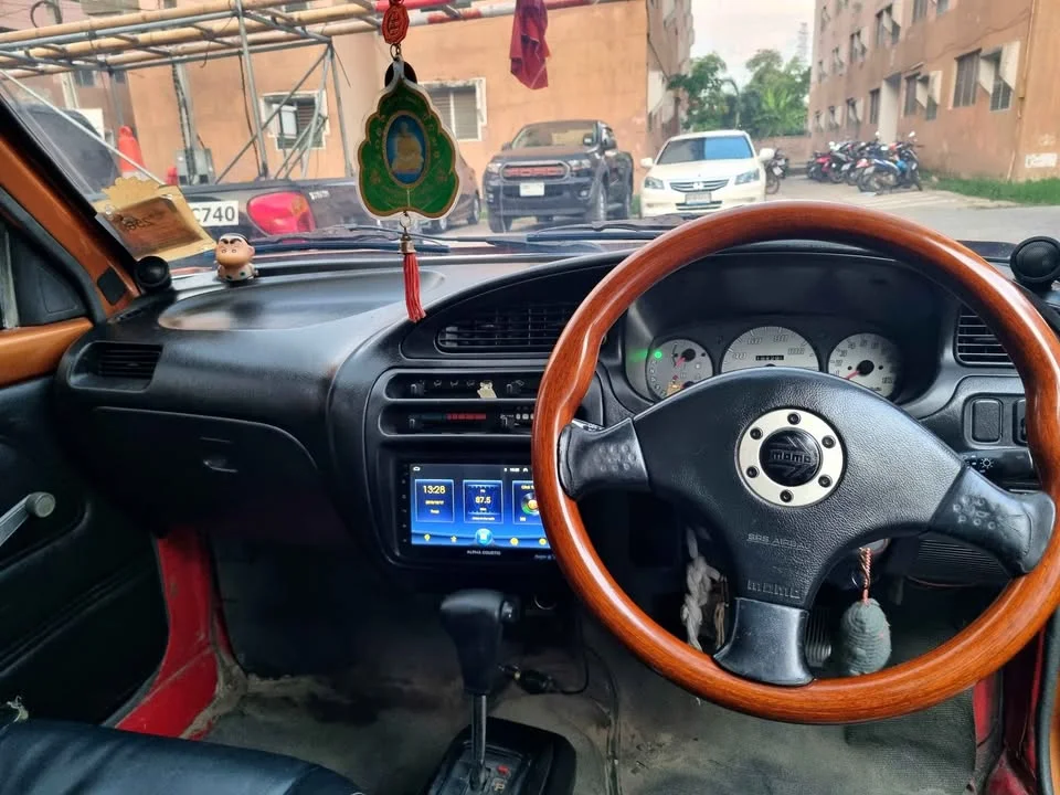 1997 Daihatsu Mira L500 3
