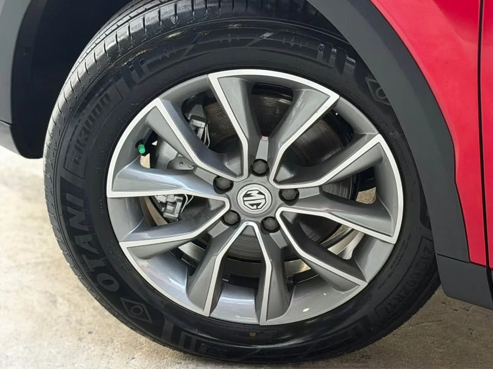 2019 MG HS 3