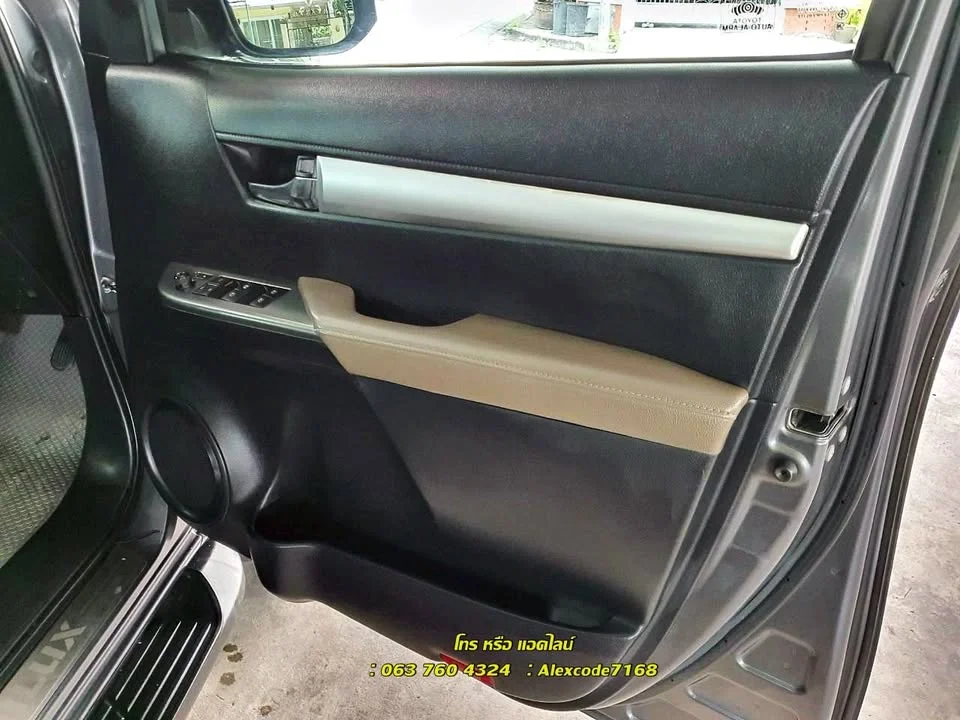 2016 Toyota Hilux VIII 3