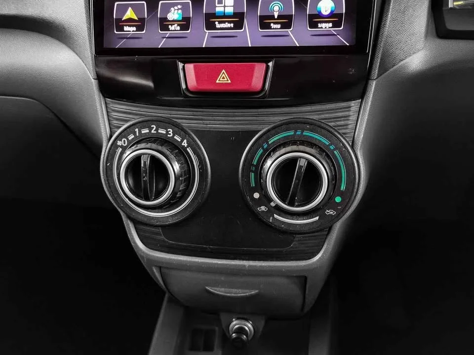 2015 Toyota Avanza II 3