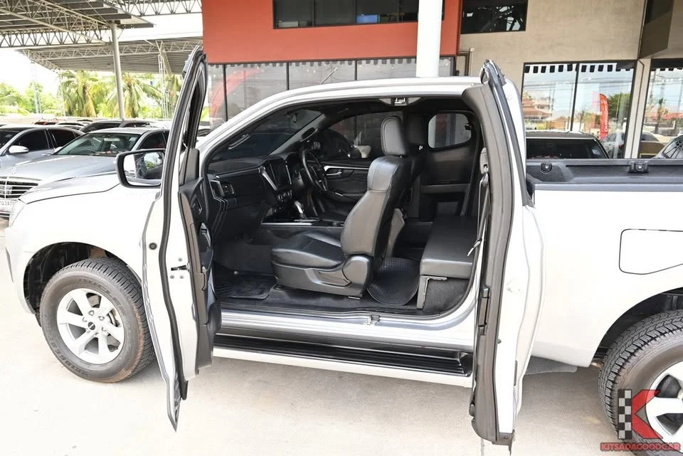 2025 Isuzu D-Max III (RG) 2