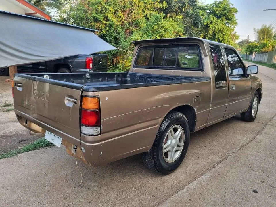 2026 Isuzu TFR III 2