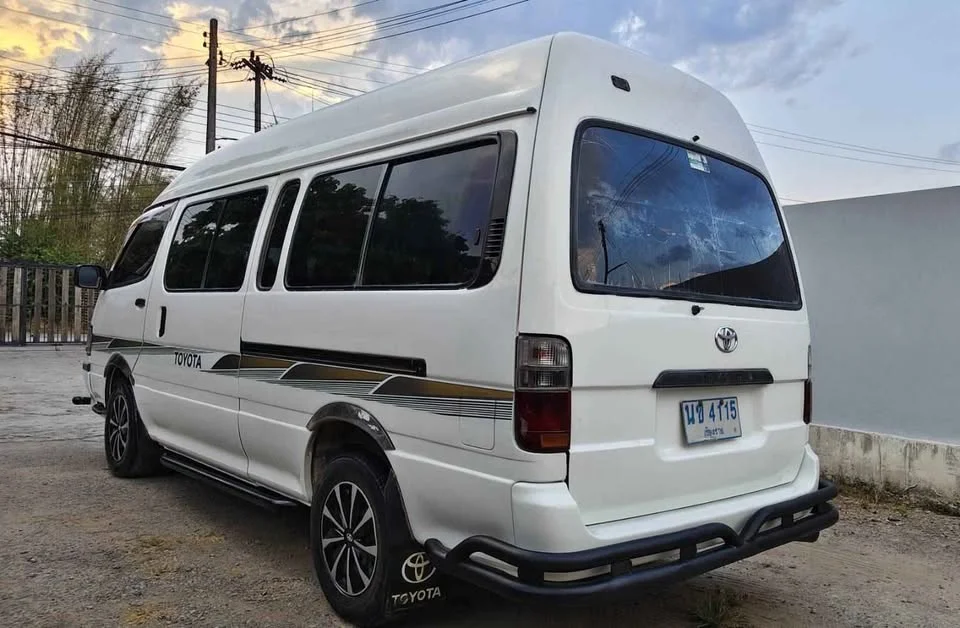 1994 Toyota Commuter IV (H100) 2