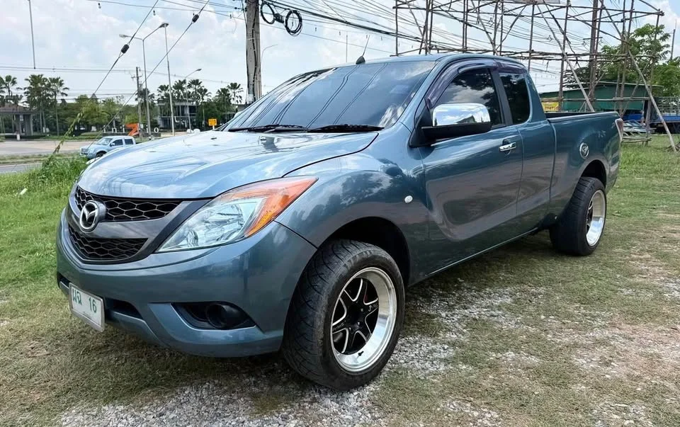 2012 Mazda BT-Series II 2
