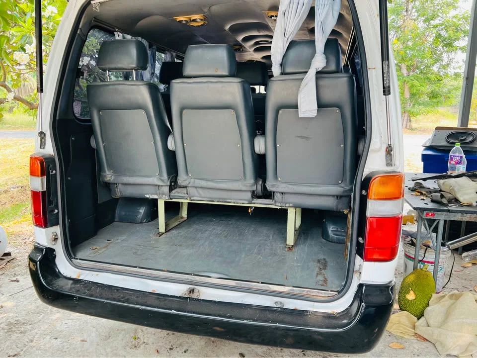 1992 Toyota Commuter IV (H100) 2