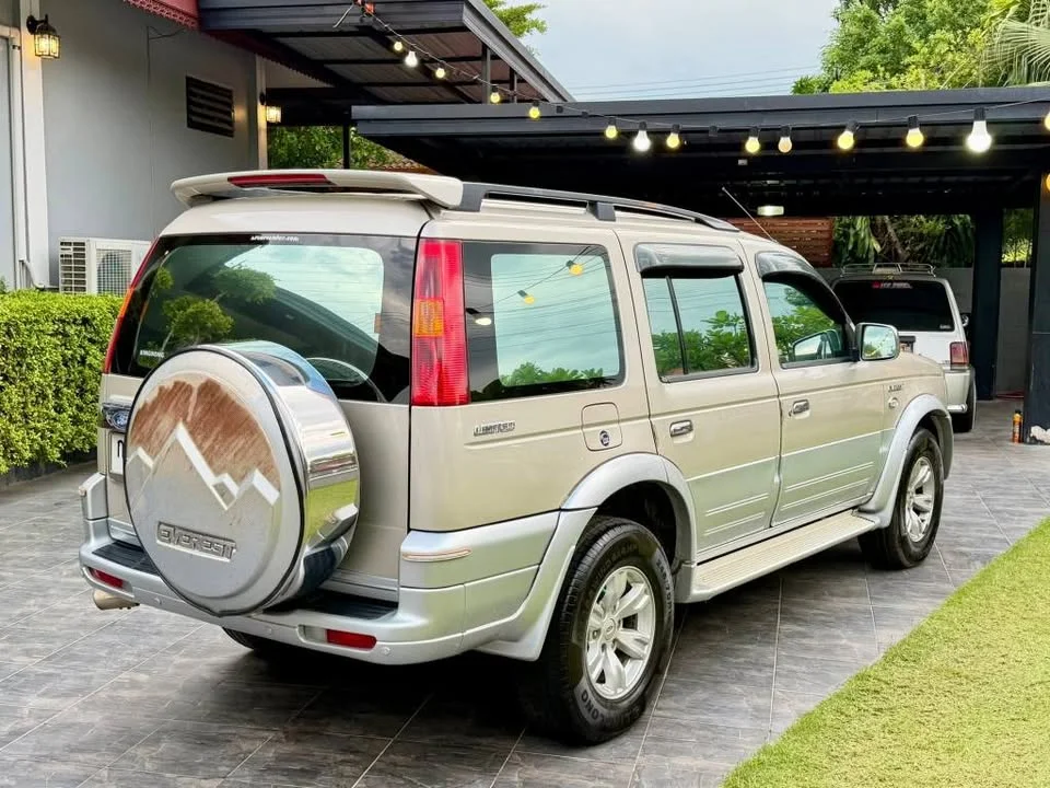 2005 Ford Everest I 3