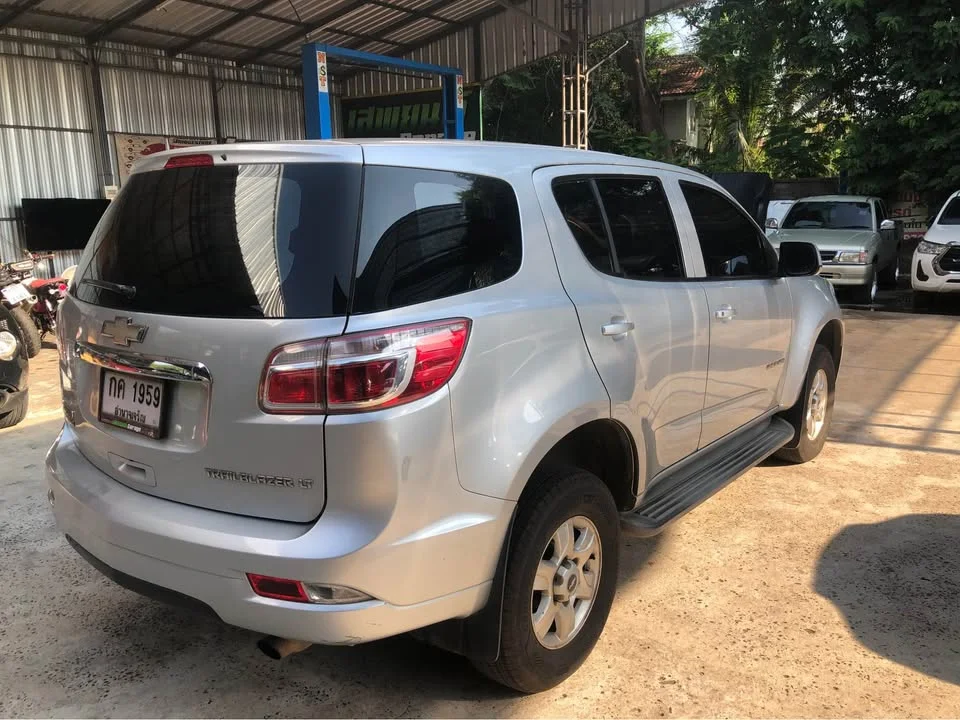 2013 Chevrolet TrailBlazer II 2