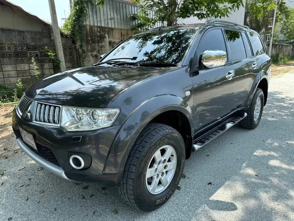 2010 Mitsubishi Pajero Sport II 2