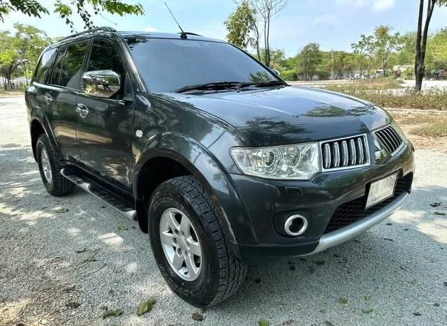 2010 Mitsubishi Pajero Sport II 3