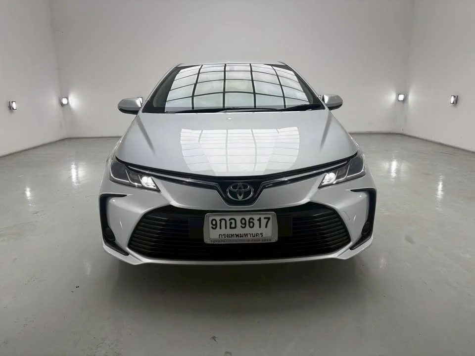 2020 Toyota Corolla Altis XII (E210) 3