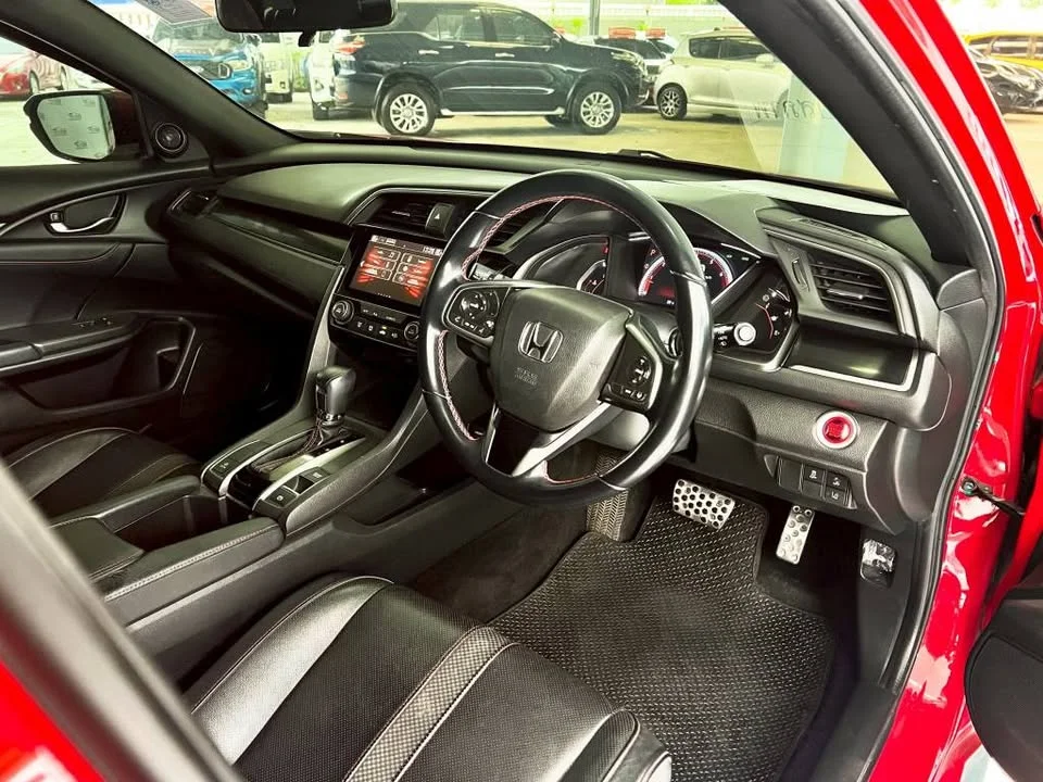 2020 Honda Civic X 2