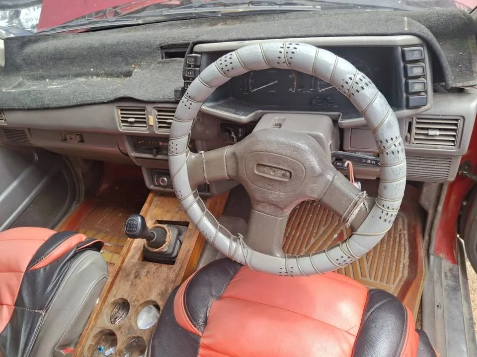 1994 Isuzu TFR III 2