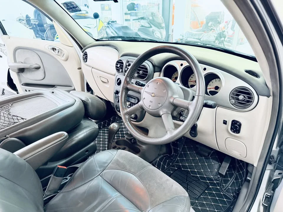 2002 Chrysler PT Cruiser 2