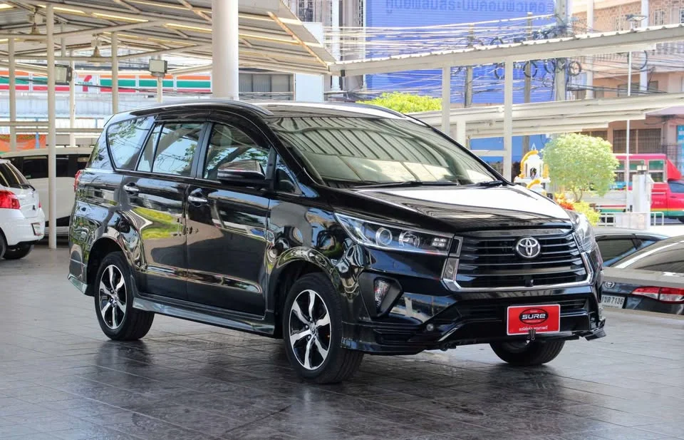 2021 Toyota Innova II 3