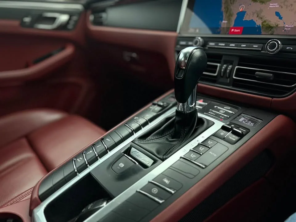 2019 Porsche Macan I 3