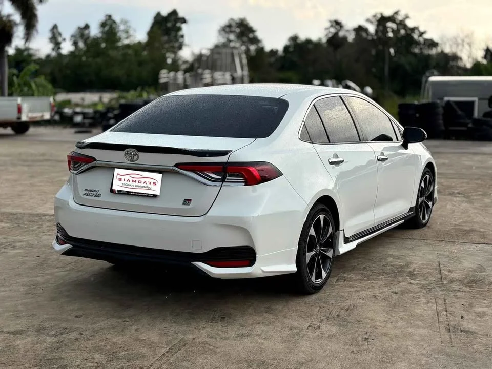 2020 Toyota Corolla Altis XII (E210) 3
