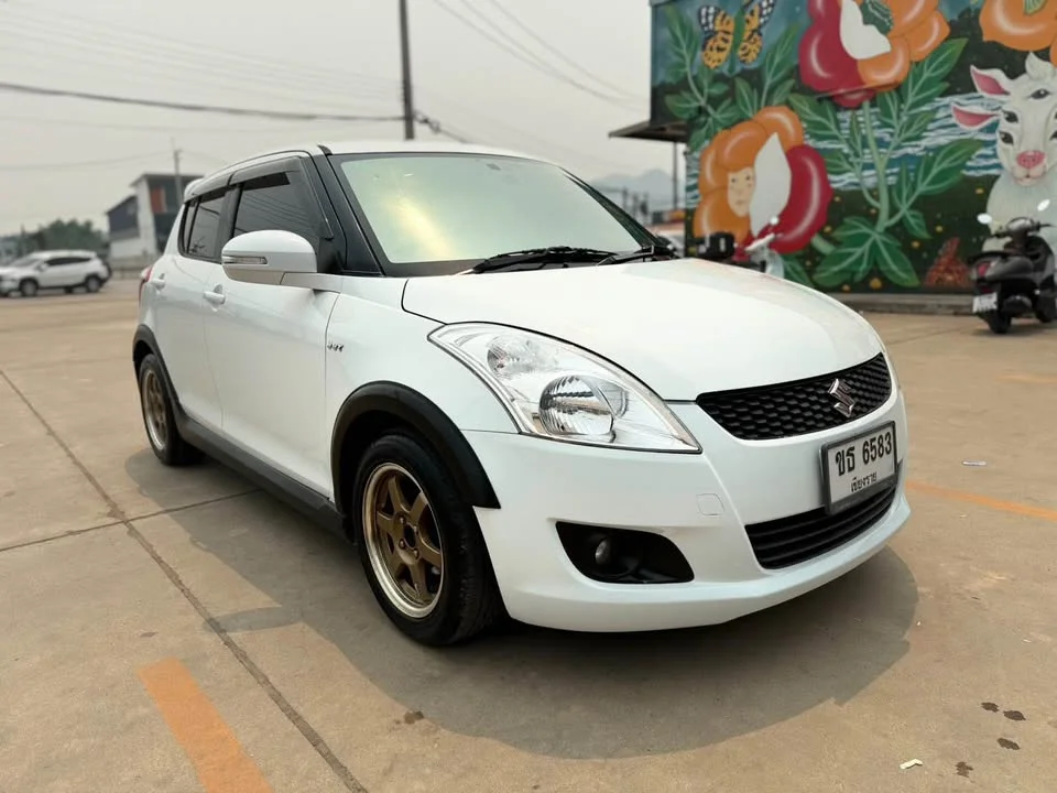 2013 Suzuki Swift II 2