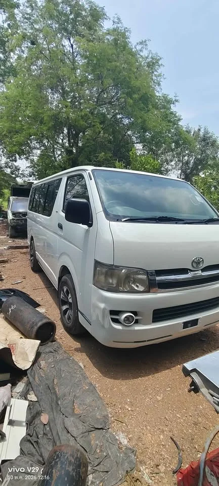 2007 Toyota HiAce V (H200) 3