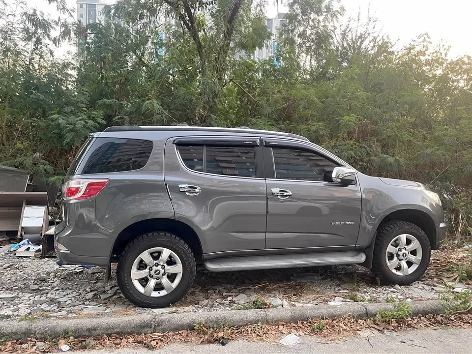 2014 Chevrolet TrailBlazer II 2