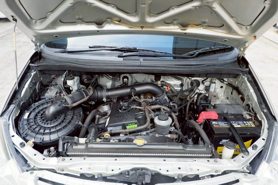 2009 Toyota Innova I 2