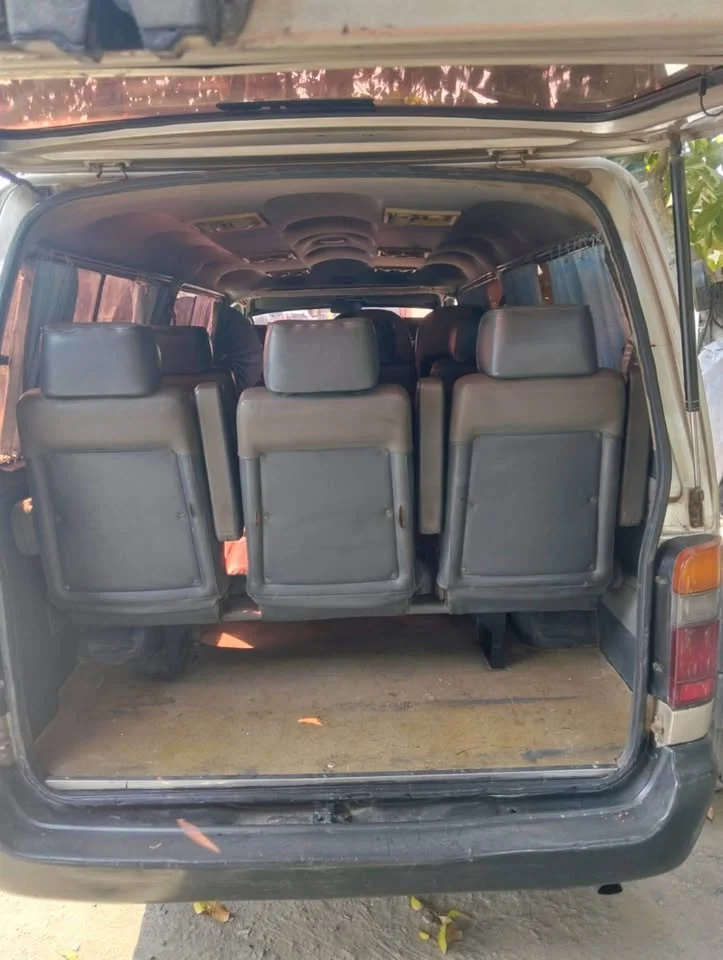 1994 Toyota Commuter IV (H100) 2