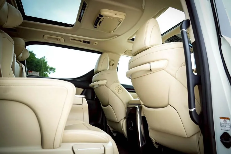 2015 Toyota Alphard, Vellfire III (AH30) 2