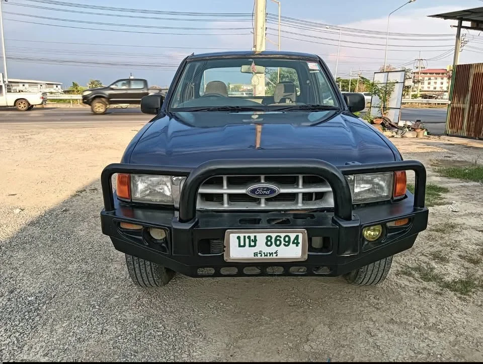2002 Mazda 2500 Fighter V 2