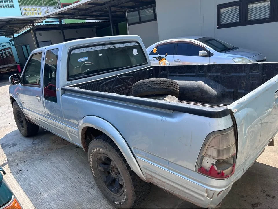 2000 Isuzu Faster Dragon Eyes III 3