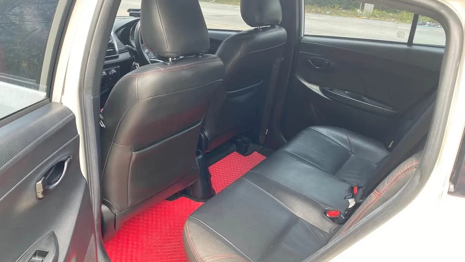 2014 Toyota Yaris III 3