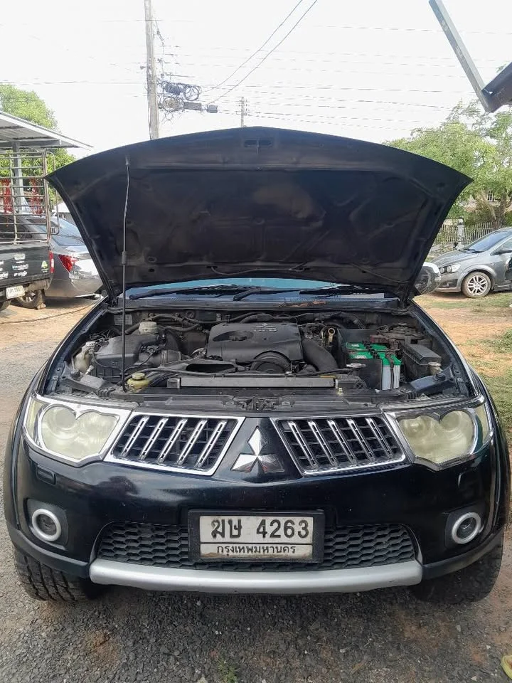 2012 Mitsubishi Pajero Sport II 3