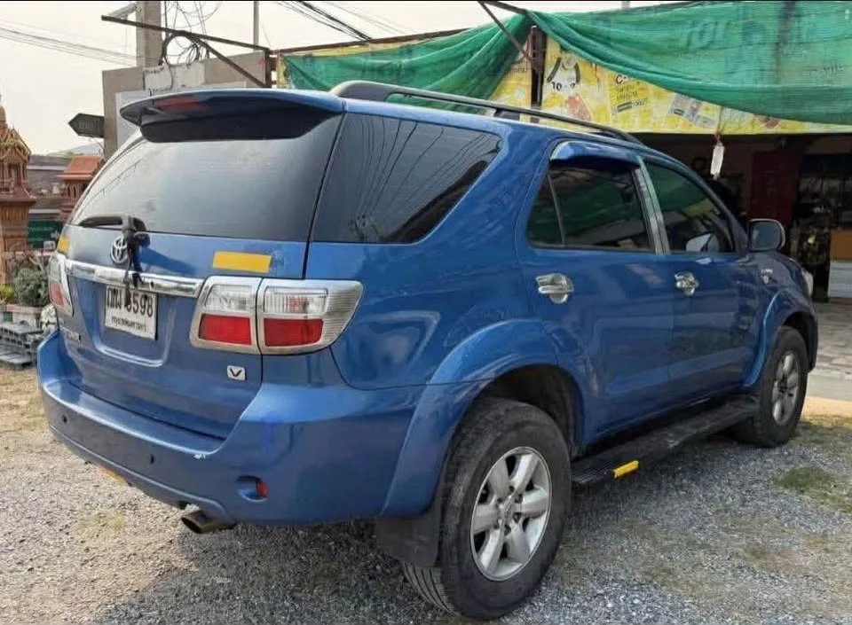 2009 Toyota Fortuner I 3