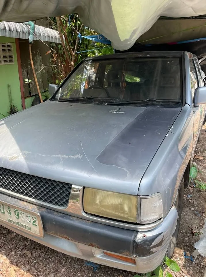 1994 Isuzu TFR III 3